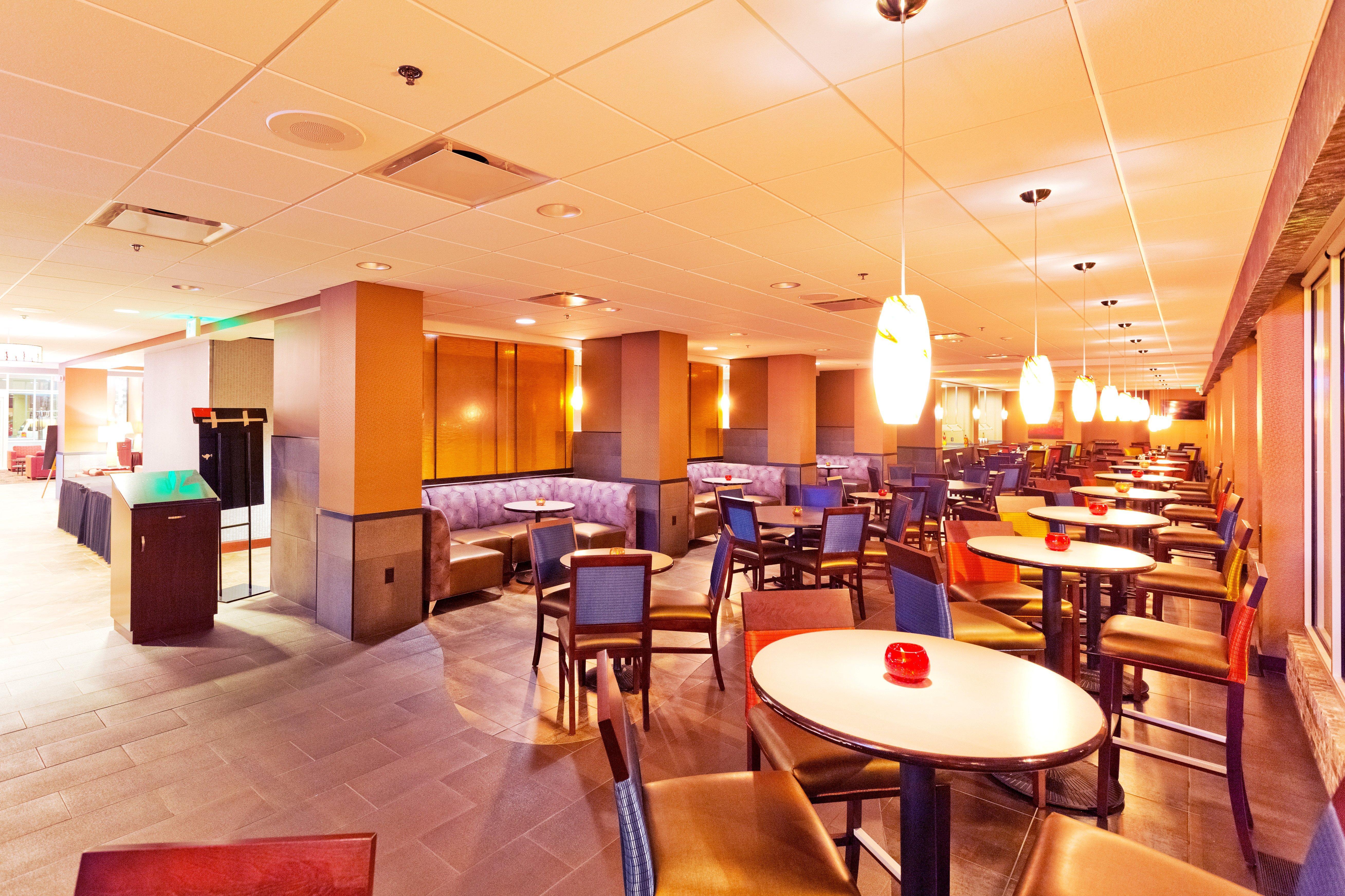 Holiday Inn Des Moines-Downtown-Mercy Campus By Ihg Ngoại thất bức ảnh