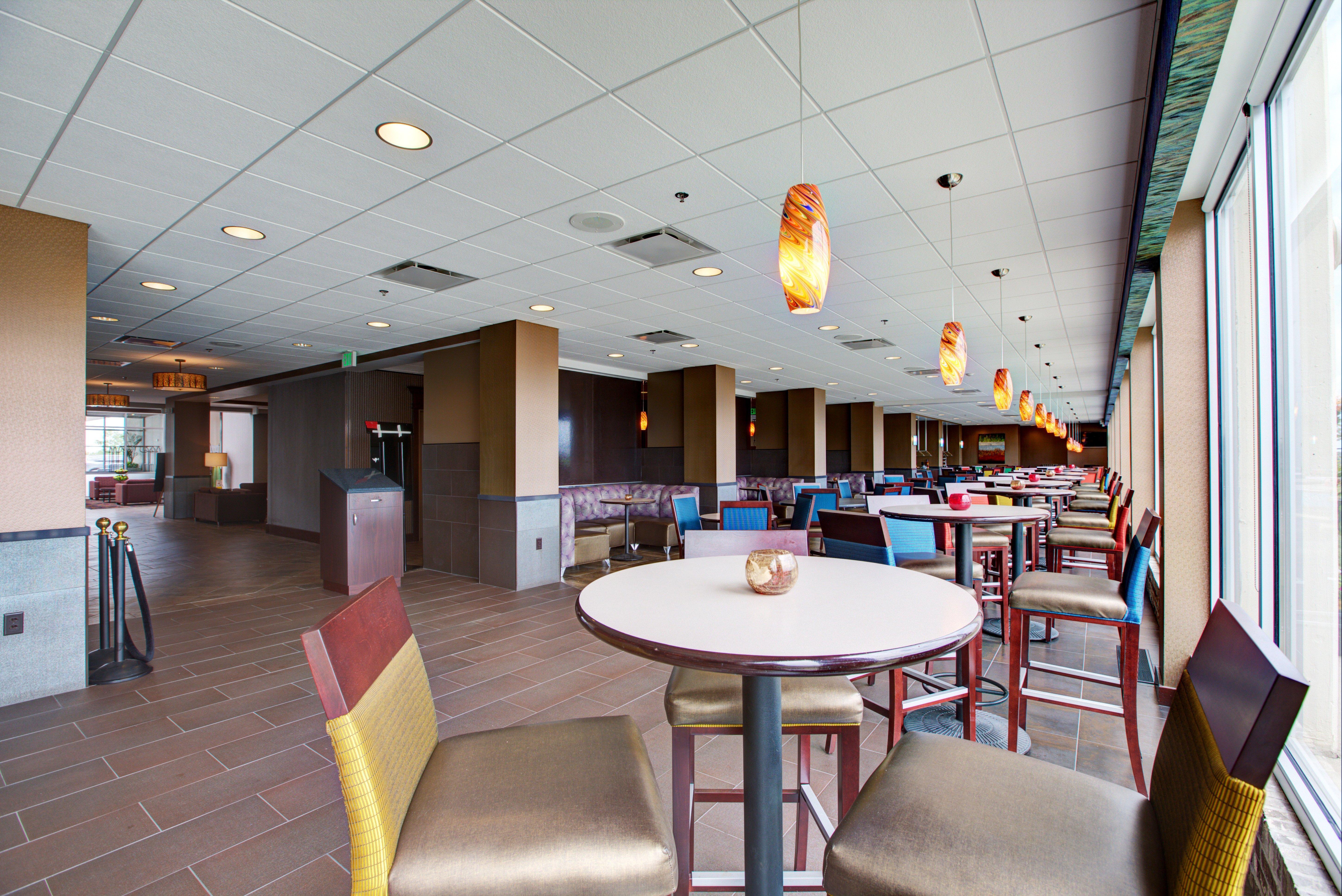 Holiday Inn Des Moines-Downtown-Mercy Campus By Ihg Ngoại thất bức ảnh