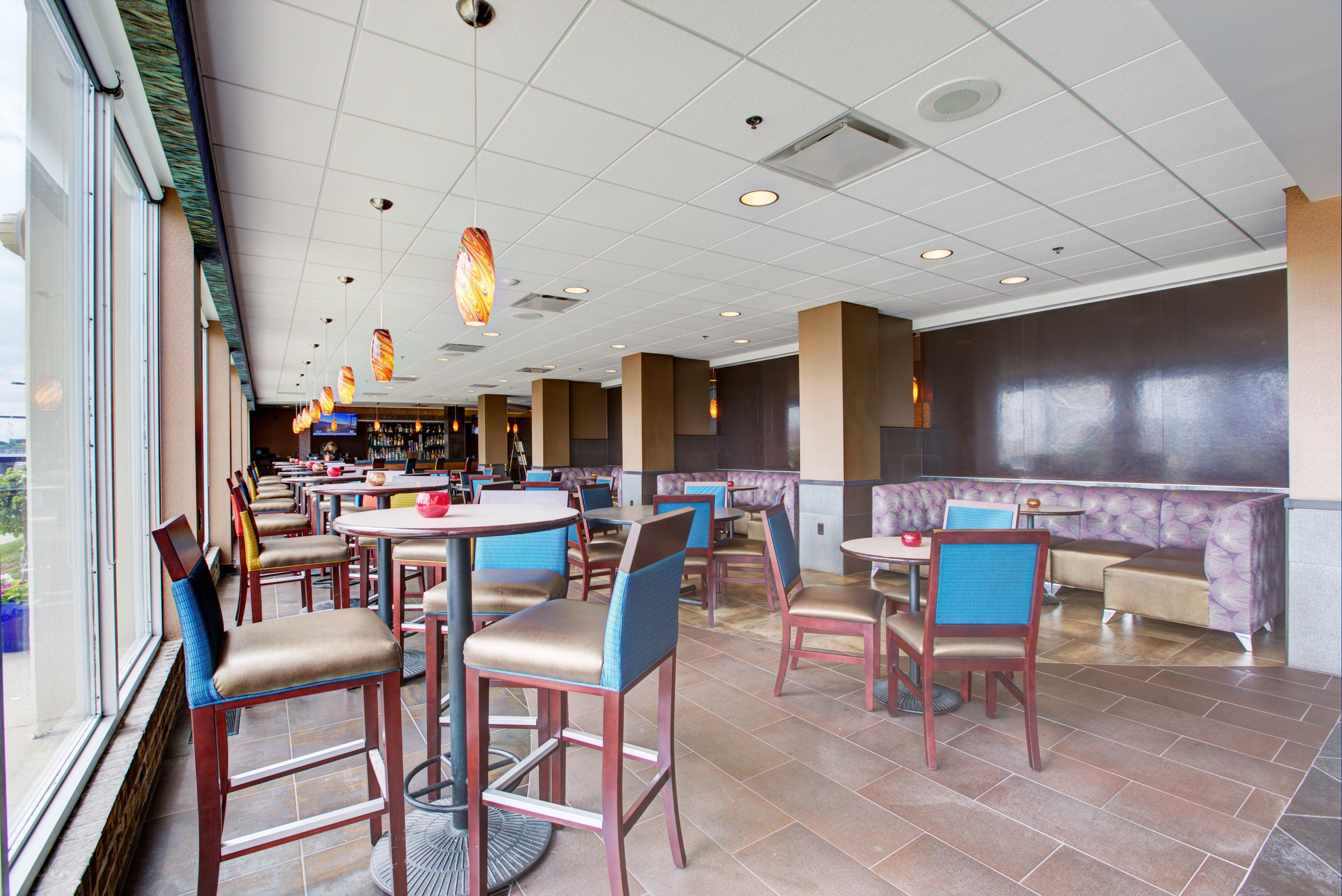 Holiday Inn Des Moines-Downtown-Mercy Campus By Ihg Ngoại thất bức ảnh