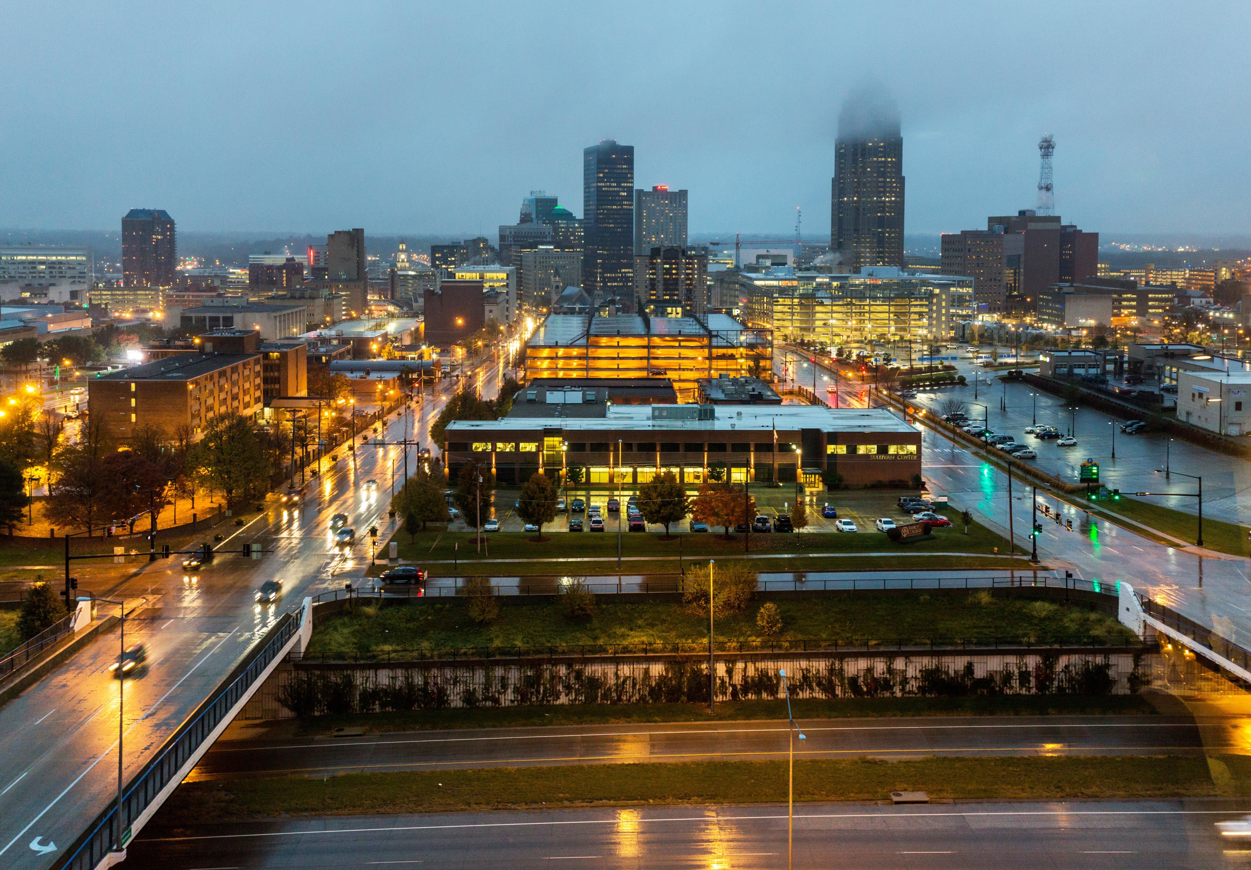 Holiday Inn Des Moines-Downtown-Mercy Campus By Ihg Ngoại thất bức ảnh