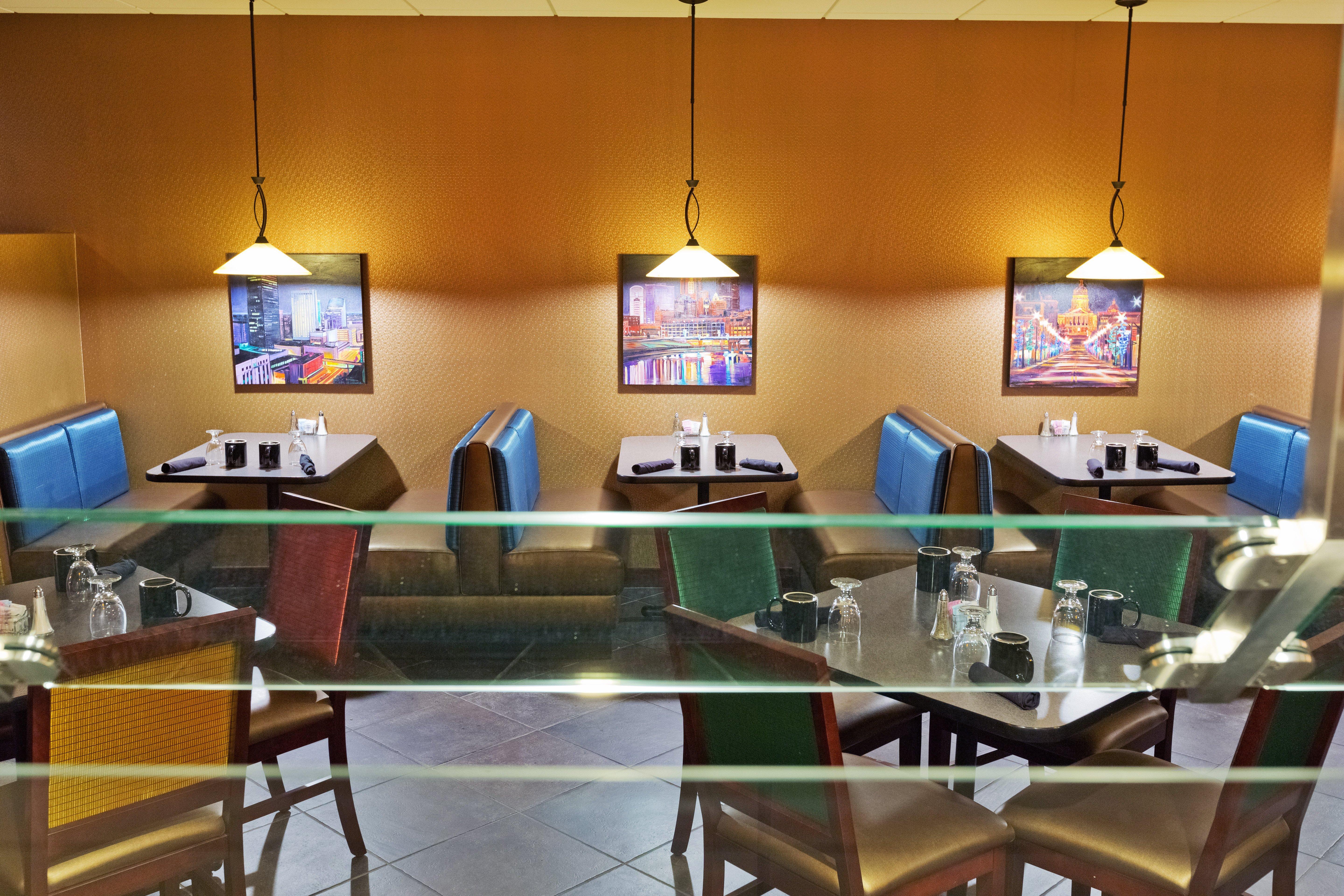 Holiday Inn Des Moines-Downtown-Mercy Campus By Ihg Ngoại thất bức ảnh